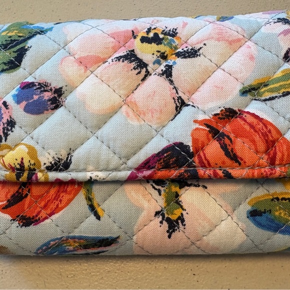 Vera Bradley Handbags - Vera Bradley Trifold Wallet